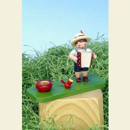 Junge mit Ziehharmonika  -  7,5cm