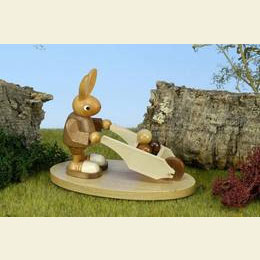 Hase mit Schubkarre natur  -  10,0cm